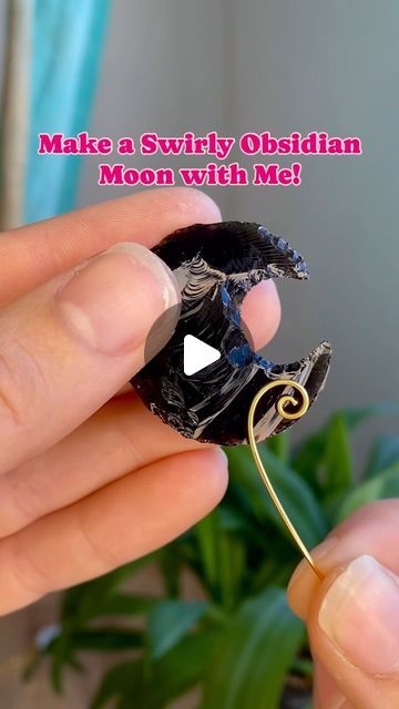 52K views · 2.6K likes | Abbey ~ Wire Wrapped Jewelry &Tutorials on Instagram: "Have you guys tried my most recent tutorial? 🌙 This one is great if you’re looking for more of a challenge for beginner wire wrappers! Don’t have an obsidian moon? No problem, you can grab one from the DIY section of my shop! Happy crafting everyone! 💕 . 🎨 YouTube and website links are available through the link in my bio! . .. . #diy #diyjewelry #jewelrytutorial #jewelryvideo #makingjewelry #wirewrapping #wirewrap #wirewraptutorial #youtube #artsandcrafts #creative #goldjewellery #handmadejewelry #wirejewelry #waketomake #createmakeshare #createeveryday" Wire Wrap Moon Crystal, How To Wire Wrap Crescent Moon Crystal, Wire Wrap Sun Tutorial, Wire Wrapping Tutorial Beginner, Moon Wire Wrap, Crystal Tutorial, Beaded Wire Art, Wire Wrapped Moon, Wire Wrapping Tutorial