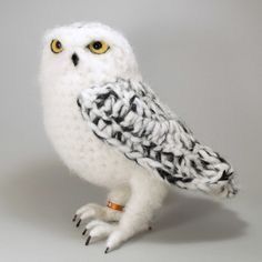 Owl Crochet Pattern Free, Owl Crochet Pattern, Harry Potter Crochet, Crochet Bird Patterns, Crochet Dragon Pattern, Owl Crochet, Owl Crochet Patterns, Crochet Owls, Animal Knitting Patterns