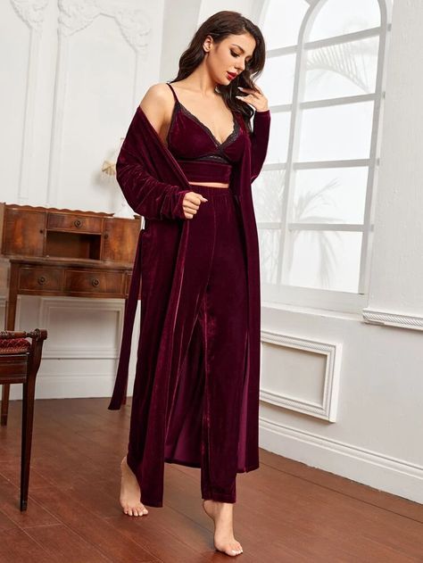 Winter Night Gown Sleep, Home Outfit Dress, Velvet Night Dress, Velvet Pajamas, Home Dress Women, Velvet Dress Designs, Sleepwear Fashion, Bollywood Outfits, Velvet Clothes