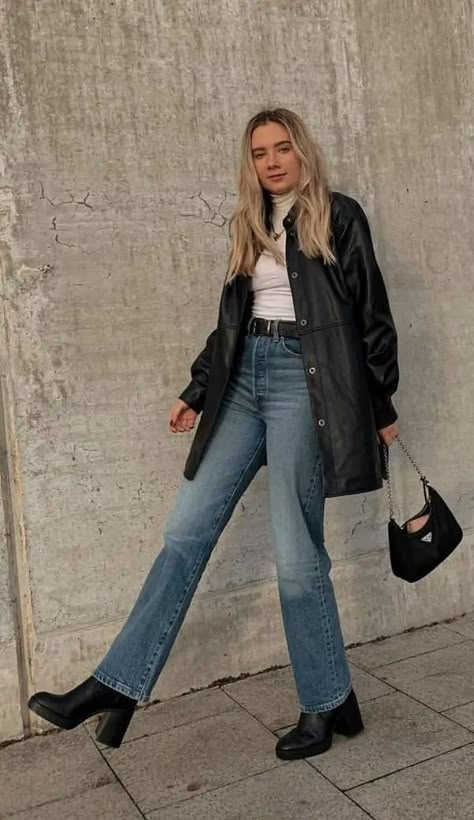 Black Wide Leg Jeans Outfit, Wide Leg Jeans Winter, How To Style Wide Leg Jeans, Wide Leg Jeans Outfits, Wide Leg Outfit, Style Wide Leg Jeans, Wide Leg Jeans Outfit, Wide Leg Pants Outfit, Outfits Con Jeans