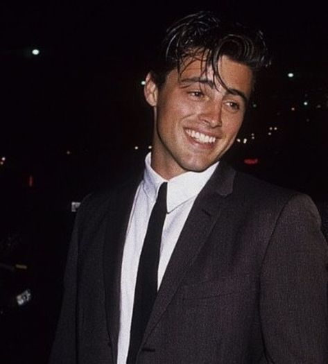 Matt LeBlanc aka Joey Freakin Tribbiani Vsco Friends, Drew Barrymore 90s, Joey Friends, 90s Actors, Jack Dawson, Matt Leblanc, Friends Cast, Ross Geller, Joey Tribbiani