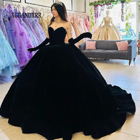 203.9US $ 20% OFF|New In Velvet Quinceanera Dresses 2024 Black Green Burgunday Sweet 15 16 Girls Brithday Party Gown Puffy Princess Long Evening| |   - AliExpress Quinceañera Black Dress, Black And Green Quinceanera Dresses, Sweet 16 Dresses Black, Velvet Quinceanera Dresses, Dream Quinceanera, Green Quinceanera Dresses, Quince Decor, Sweet 15 Party Ideas Quinceanera, Black Quinceanera Dresses