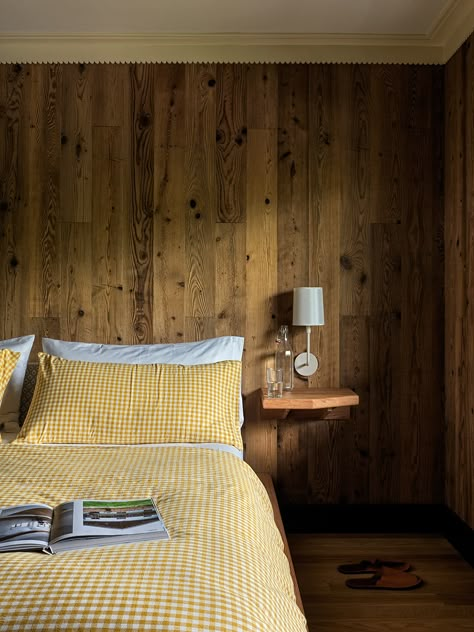 Inside the Hudson Valley's Cozy New Little Cat Lodge | domino 3 Bed Bedroom Ideas, Wood Paneling Bedroom, Paneling Bedroom, Cozy Hotel Room, Tv Bedroom Ideas, Magic Bedroom, Guys Bedroom Ideas, Small Room Girl, Cozy Hotel