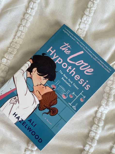 Book The Love Hypothesis, The Love Hypothesis Book Aesthetic, The Love Hypothesis Book Cover, The Love Hypothesis Cover, Love Hypothesis Cover, Live Hypothesis, The Love Hypothesis Book, Love Hypothesis Book, Best Romantic Books