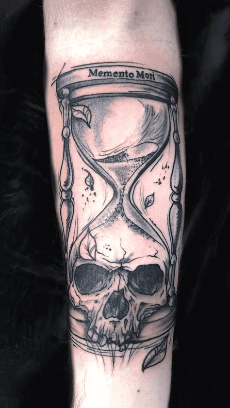 Skull Hour Glass Tattoos, Tree Of Life Hourglass Tattoo, Hourglass Tattoo Men, Hourglass Tattoo Ideas, Hourglass Tattoo Design, Mori Tattoo, Hourglass Tattoos, Memento Mori Tattoo, Lioness Tattoo