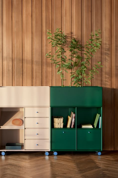 Elevate your office space with the versatility of mobile office storage. Effortlessly rearrange, transport office supplies, or divide rooms with our range of castor-equipped storage units, offered in a variety of colours 🙌⁠ ⁠ The Montana CO16 is a system of storage units for dynamic office environments. The series contains storage units that can be combined in various ways to create ideal storage solutions for all workplaces. Office Space With Plants, White And Black Office Ideas, Colorful Home Office Ideas, Office Space Storage, Office Cabinet Design, Colourful Office, Modern Office Storage, Office Sideboard, Creative Office Design