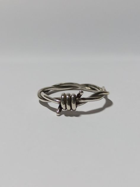 Barbed Wire Ring Goth Ring Punk Ring Edgy Ring Silver - Etsy Barbed Wire Ring, Minimalistic Ring, Edgy Rings, Goth Ring, Wire Ring, Punk Jewelry, Diy Rings, Barbed Wire, Handmade Wire Jewelry