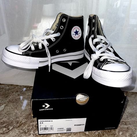 Chuck Taylor All Star EVA Lift Canvas Platform New !!!!  only worn to try on 5 Kids, Chuck Taylor All Star, Try On, Chuck Taylor, Chuck Taylors, All Star, Converse, Womens Sizes, Size 4