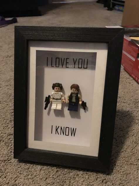 Star Wars Gift Idea – I Love You…I Know Diy Star Wars Gifts, Star Wars Valentines, Romantic Gifts For Him, Star Wars Diy, Husband Valentine, Valentine Gifts For Husband, Bf Gifts, Creative Gifts For Boyfriend