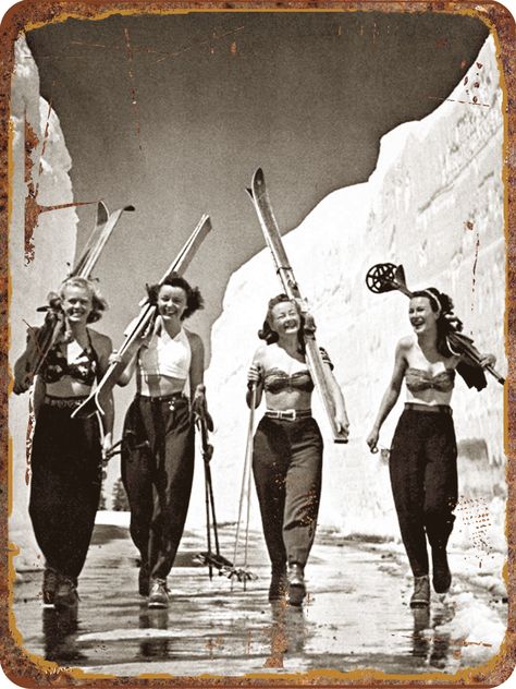 A Brand Built Around a Beloved Vintage Ski Photo - Mountain Living Vintage Ski Photos, Ski Girls, Skiing Art, Ski Vintage, Vintage Ski Posters, Ski Bunnies, Ski Bums, Retro Ski, Ski Posters