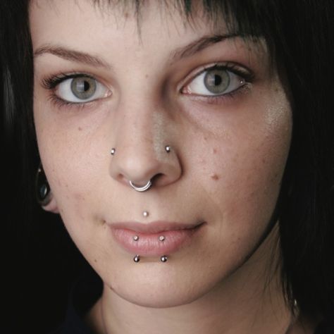 Paired Vertical Labret, Double Labret Piercing, Double Vertical Labret, Dream Piercings, Vertical Labret Piercing, Vertical Labret, Medusa Piercing, Labret Piercing, Snake Bites