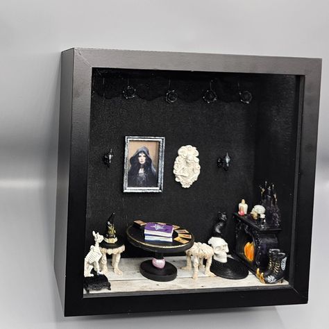 I made another one! https://sunsetdesignsfla.etsy.com/listing/1780467278 #halloweenshadowbox #sunsetdesignsfl Room Miniature, Halloween Shadow, Halloween Shadow Box, Witch Room, Spooky Christmas, Miniature Diorama, Halloween Table Decorations, Halloween Miniatures, Goth Decor