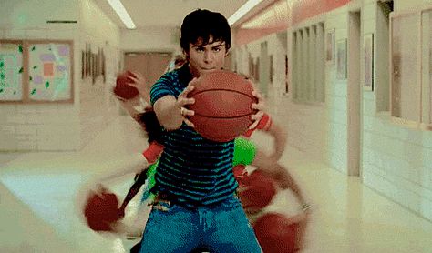 Pin for Later: 12 Times Zac Efron Made You Swoon in High School Musical That Time He Seamlessly Melds Sports and Music Zac Efron High School, High School Musical 2, Old Disney Channel, Troy Bolton, Disney Channel Original, What Team, Disney Channel Stars, Zac Efron, High School Musical