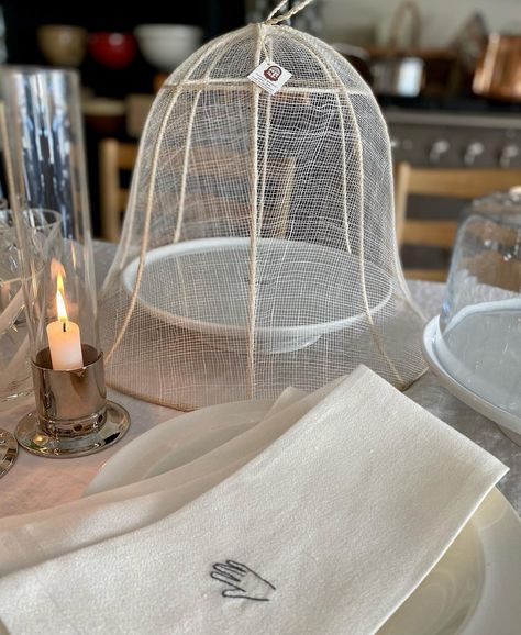 Foodcover in glass and netting is such a summer stable 🐝 Glass dome sold seperatly to fit pillivuit cakestand , or as a set with glas… | Instagram French Country Wedding, Cake Dome, Outdoor Food, Food Covers, Summer Mood, Studio Mcgee, Parisian Chic, Glass Dome, Country Chic