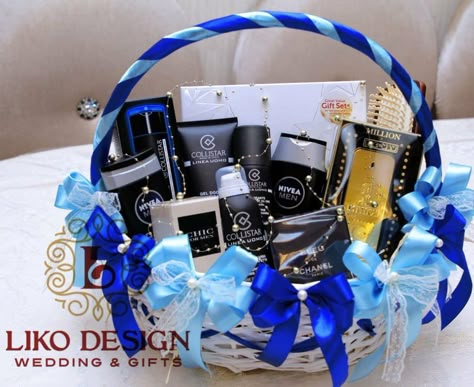 Gents Gift Ideas, Groom Kit Packing Ideas, Eidi Basket For Groom, Groom Gifts Packing Ideas Men, Engagement Kavidi Ideas, Wedding Packing Ideas Indian For Groom, Mens Hamper Ideas, Engagement Hamper For Groom, Groom Hamper Ideas