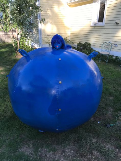 Modified giant inflatable pumpkin, with head and hands added. Blueberry Costume, Blueberry Inflation, Violet Beauregarde, Inflatable Pumpkin, Inflatable Costumes, Really Long Hair, Giant Inflatable, Bubble Balloons, Girl Celebrities