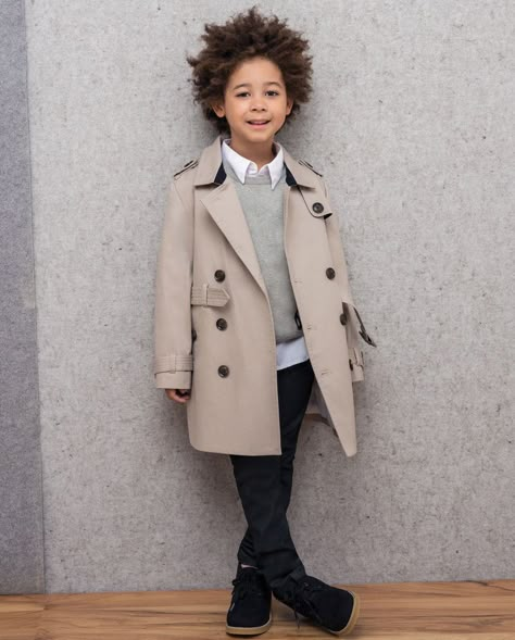 London Kids Fashion, Boys Trench Coat, Kids Trench Coat, Stylish Boy Clothes, Paris Outfit Ideas, Bardot Junior, Trench Coat Outfit