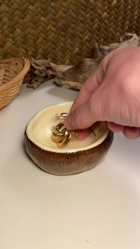 How cute is this coconut? 🥥🥹 . . . . #slow#doitfortheprocess#paint#creation#art##aesthetic#argilla#clay#diy#tutoral#giftideas#clayart#gift#clayideas#fyp#arcilla#colorful#tutorial#creative#handmade#das#dasclay#coconut#jewelryholder Clay Bday Gifts, Coconut Jewelry Holder, Coconut Clay Bowl, Clay Jewelry Diy Holder, Clay Jewelry Holder Diy, Diy Clay Jewelry Dish, Diy Jewelry Holder Clay, Air Dry Clay Ideas Aesthetic, Diy Jewellery Dish