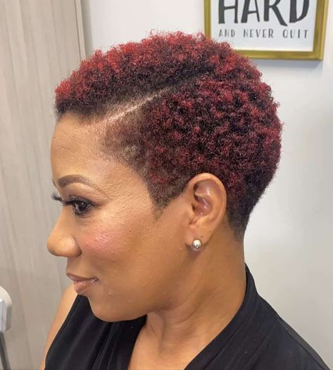 Black Hairstylist, Classy Short Haircuts, Low Haircuts, Low Cut Hairstyles, Short Black Haircuts, Hairstyles For Summer, Natural Hair Haircuts, Short Haircuts For Black Women, Short Natural Haircuts