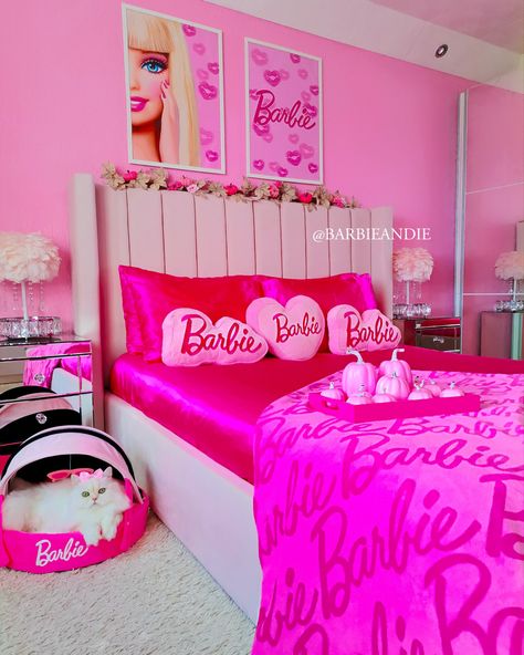 Barbie Themed Room, Barbie Bedroom, Quick Braids, Barbie Room, Barbie Core, Deco Rose, Pink Glam, Girl Bedroom Designs, Themed Room