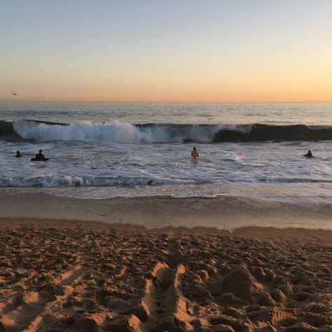 The wedge, Newport Beach, Elizabeth Atwood - photo 3/8/2015 Newport Beach Aesthetic, The Wedge Newport Beach, Newport Beach Oregon, The Wharf Orange Beach, Orange City, Beach City, Newport Beach, Family Living, Orange County