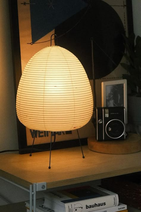 Paper Lanterns Bedroom, Geneva Apartment, Noguchi Lamp, Nik Naks, Japanese Lamp, Japanese Paper Lanterns, Paper Floor Lamp, Table Lanterns, Paper Lantern Lights