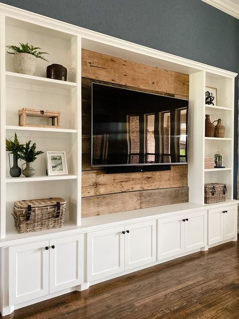 This week we wanted to share some of our favorite built-ins! Custom built-ins not only add storage and functionality, but when done well, they contribute to the overall design story of a home. Are you in need of some built-in inspo? Keep reading! Built In Bookshelves, Built In Shelves Living Room, Living Room Built Ins, Living Room Entertainment Center, Basement Living Rooms, Living Room Entertainment, Living Room Remodel, Room Remodeling, Basement Remodeling