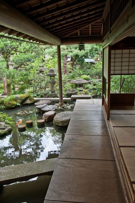 DiAiSM TJANN ACQUiRE UNDERSTANDiNG ACQUiRE DeSiGN UNDERSTANDiNG ATTAism atElIEr dIA Japanese Style House, Japanese Zen Garden, Small Yards, Japan Garden, Japanese Garden Design, Japanese Zen, Japanese Home, Kanazawa, Japanese Gardens