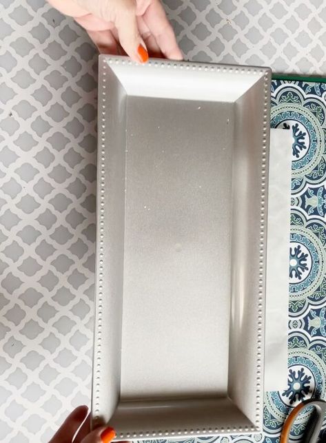 Diy Dollar Tree Serving Tray, Dollar Tree Rectangle Tray Diy, Diy Christmas Serving Tray Dollar Tree, Diy Decorative Tray Ideas, Dollar Tree Metal Tray Ideas, Diy Dollar Tree Tray Ideas, Dollar Tree Serving Tray Ideas, Dollar Tree Silver Tray Ideas, Dollar Tree Trays Diy