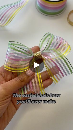 Easy Hair Bows, Ribbon Projects, Ribbon Hair Ties, Girls Hair Bows Diy, Gift Containers, Hair Bow Tutorial, Bows Diy Ribbon, Best Bow, Bow Headband Hairstyles