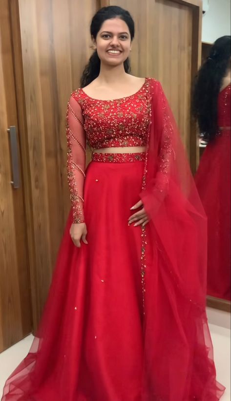 Net Crop Top Designs For Lehenga, Net Skirt Crop Top, Net Skirt And Top, Mehandi Function Dresses, Net Lehenga Designs Latest, Lahanga Design Latest, Net Lehenga Designs, Machine Embroidery Blouse, Party Frock Designs