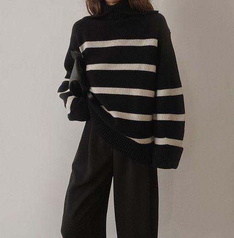 Striped Sweater Outfit, Daily Outfit Inspiration, Quick Outfits, Easy Trendy Outfits, Simple Trendy Outfits, Think About It, Casual Style Outfits, Modest Outfits, What You Think