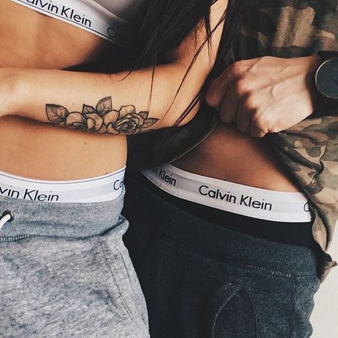 Couple in Calvin Klein Underwear. Insta: @itij Calvin Klein Matching Couples, Calvin Klein Couple Outfits, Fitness Fits, Calvin Klein Outfits, Intimo Calvin Klein, Artsy Style, Fotos Goals, Photo Couple, Couple Outfits