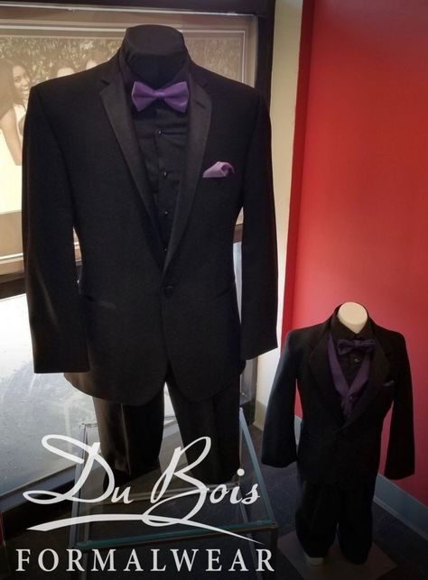 Maleficent Wedding, Chambelan Outfits, Groomsmen Attire Black, All Black Tux, Purple Prom Suit, Purple Groomsmen, Groomsman Attire, Purple Black Wedding, Deep Purple Wedding