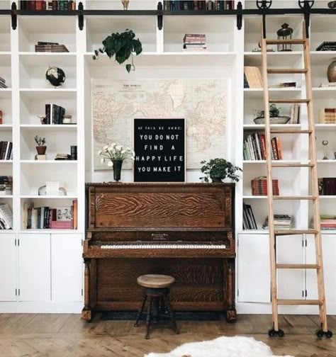 Piano encased with bookshelves, library ladder, bookshelf ladder Piano Living Rooms, Piano Wall, Kids Bedroom Remodel, Home Library Rooms, Piano Decor, Dnevna Soba, Green Velvet Sofa, Piano Room, Salou