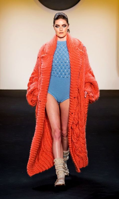 Designer: Thanh Lam- knitGrandeur: FIT The Future of Fashion 2019, Knitwear Knitwear Haute Couture, Catwalk Knitwear, Knitted Coats, Oversized Tailoring, Show Photography, Yarn Spinning, Knits Sweaters, Oversize Cardigan, Chunky Sweaters