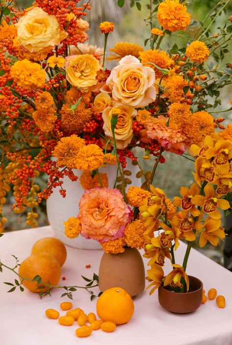 opulent citrus tone wedding reception floral centerpieces incorporating fresh tomatoes and oranges Sophisticated Garden, Marigold Wedding, Orange Wedding Flowers, Fleur Orange, Boda Mexicana, Creative Freedom, Orange Wedding, Peach Wedding, Yellow Wedding