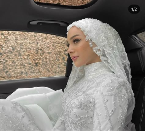 Turban Veil Bride, Turban Hijab Wedding Brides, Bride Hijab Style Wedding Dresses, Wedding Turban Brides, Bridal Turban With Veil, Turban Wedding Styles, Nikkah Hijab Style, Muslimah Wedding Dress Brides Hijab Styles, Hijab With Veil