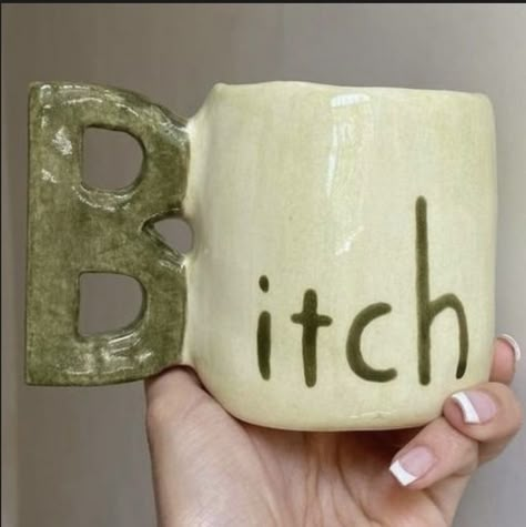 Creative Mug Handles, Cool Pottery Mugs, Emo Pottery, Funny Pottery Ideas, Funny Ceramics Ideas, Clay Mug Ideas Design, Funny Clay Ideas, Silly Mugs, Pottery Quotes