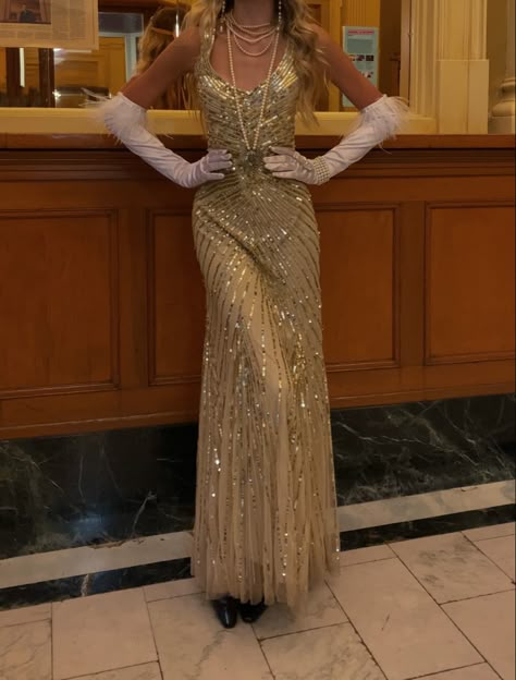 The Roaring 20s Dresses, Roaring 20s Gold Dress, Great Gaspy Party Outfits, Prom Dress 1920s Style, 20s Formal Fashion, The Great Gatsby Prom Theme Dresses, Long Gatsby Dress, Great Gatsby Ball Gown, Great Gatsby Party Dresses