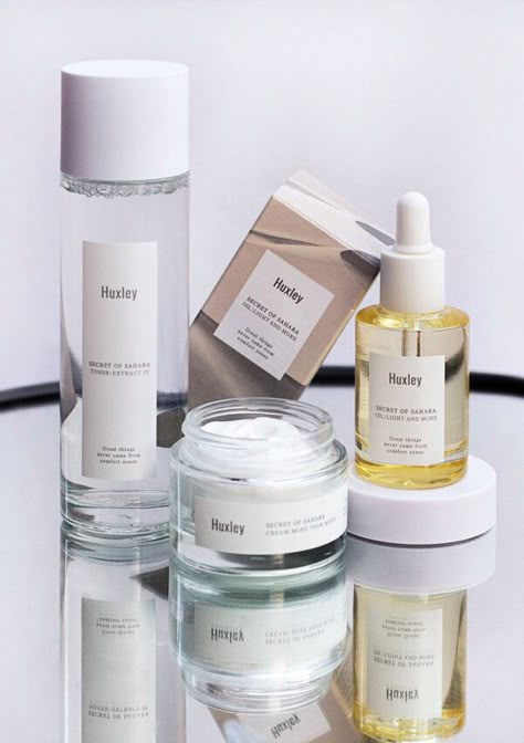 Best Beauty Products 2022, Skincare Products Design, Korean Skincare Products Aesthetic, Beauty Products Design, Beauty Products Branding, Truly Beauty Products, Aesthetic Skincare Products, Beauty Product Packaging, Best Korean Skincare Products