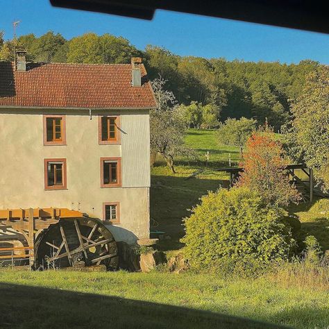 Cottage In Europe, France Cottage Aesthetic, Vintage Countryside Aesthetic, Wine Country France, 1960s France Aesthetic, 60s France Aesthetic, Small Town Europe Aesthetic, French Countryside House Aesthetic, South France Countryside