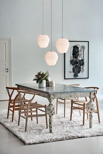 Copyright © Finnish Design Shop, 2004–2024. All rights reserved. Le Klint, Cosy Home, Suspension Design, Luminaire Design, Pendant Chandelier, Light Oak, Large Furniture, Lampshades, Soft Lighting