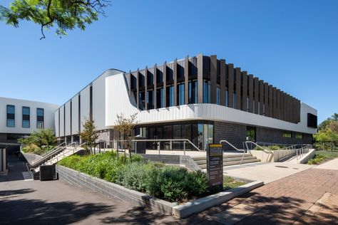 Glenunga International High School Learning Building + Gymnasium - Projects - DesignInc