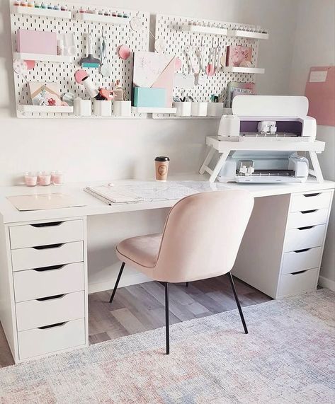 Craft Room Organization Ideas, Room Organization Ideas, Craft Room Organization, A Craft, Room Organization, Organization Ideas, Craft Room, Cricut, Desk