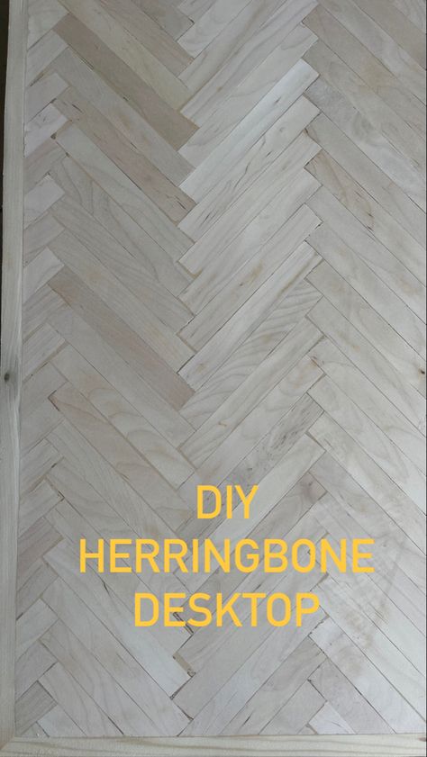 This simple and affordable DIY has limitless applications: from the desktop to kitchen counters, decorative tray, or a bartop, this herringbone pattern is beautiful and so easy to recreate! Herringbone Table Diy, Popsicle Stick Herringbone, Herringbone Table Top Diy, Herringbone Desk, Flipped Furniture, Popsicle Stick Diy, Diy Office Desk, Diy Table Top, Pocket Screws