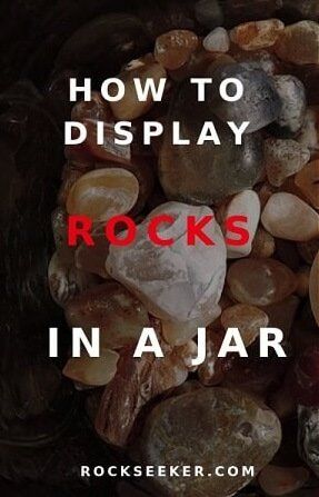 Rocks In Jars Decor, How To Store Rock Collection, How To Display Agates, Pebble Display Ideas, Display Rock Collection Ideas, What To Do With Collected Rocks, Beach Rock Display Ideas, Rock Jar Ideas, Displaying Rocks And Crystals