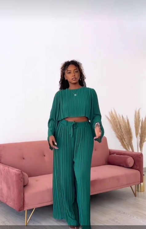 Palazzo Pants Style, Sunray Two Piece Styles, Wide Leg Pants And Crop Top Outfit, 2 Pices Dress, Sunray Fabric Styles, Pant And Top Outfit, 2piece Outfits Pants, Green 2 Piece Outfit, Two Piece Outfits Pants Classy