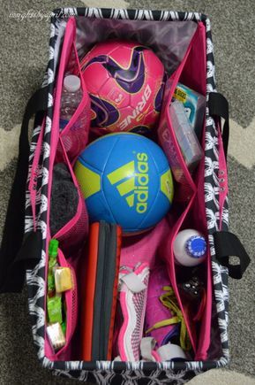 Soccer Mom Bag, Soccer Team Mom, Sports Mom Bag, Soccer Bag, Sports Items, Soccer Tournament, Soccer Star, Soccer Season, Mom Bag