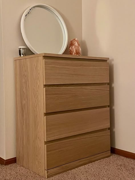 Lemari Aesthetic, Chest Drawer Decor, Bedroom Drawers Ideas, Chest Of Drawers Decor, Chest Of Drawers Design, Space Saving Furniture Bedroom, Chest Drawer, Chest Drawers, Study Room Design